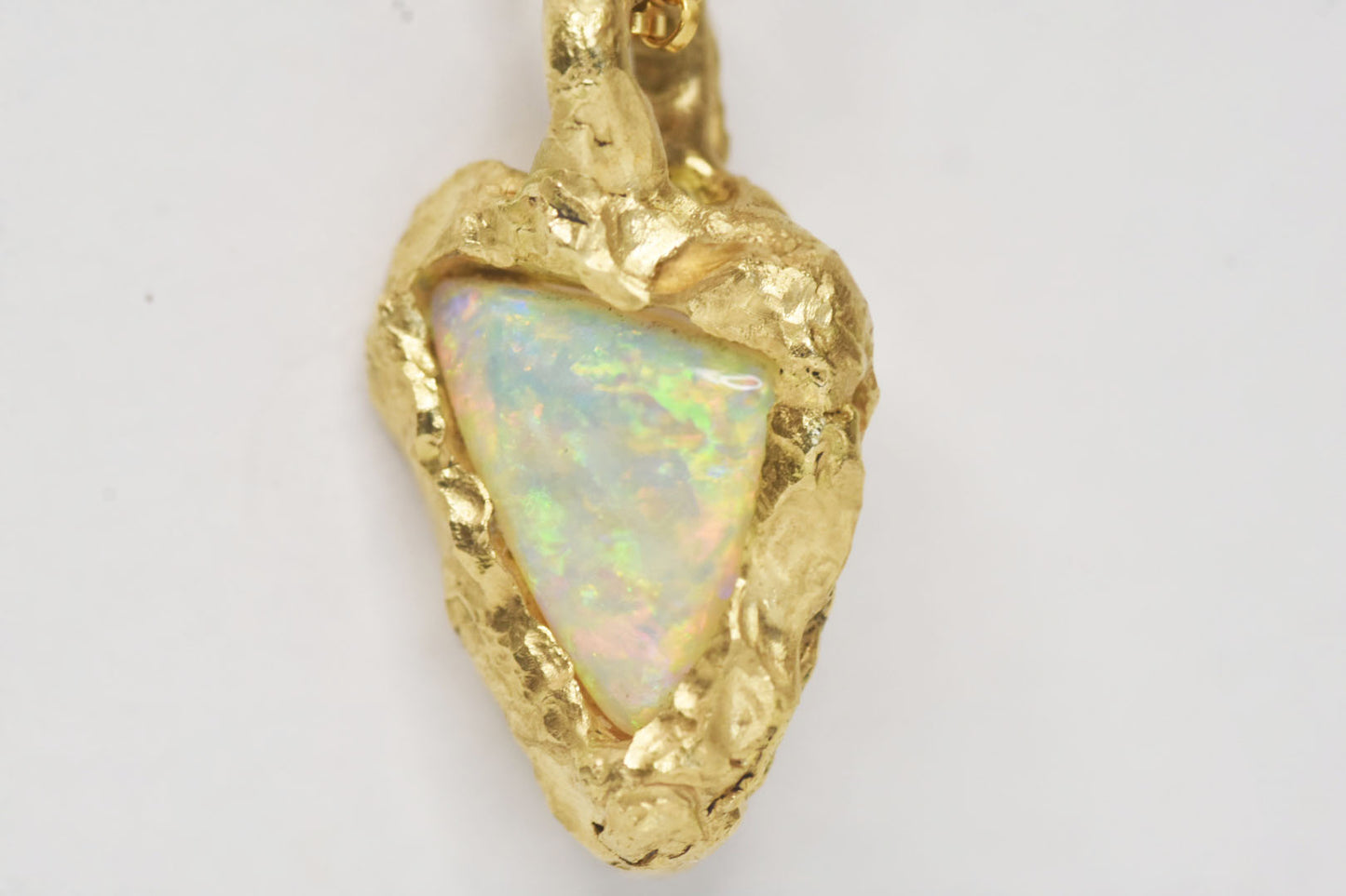 1ct Crystal Opal Pendant. 18k Yellow Gold. Lizard Point, Cornwall.