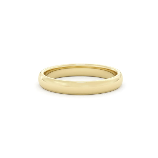 Gold wedding ring made on the cliffs of st Ives Cornwall. 
