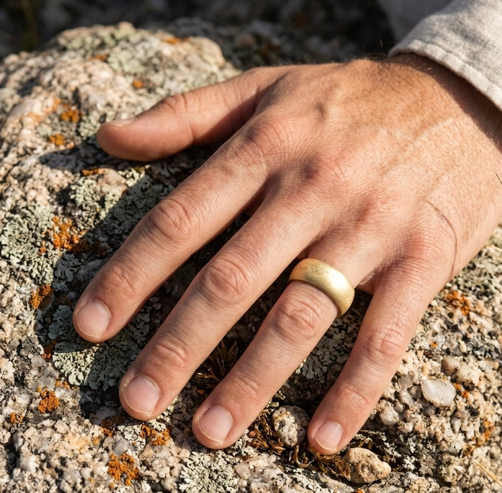 Men’s wedding ring. Devon. 